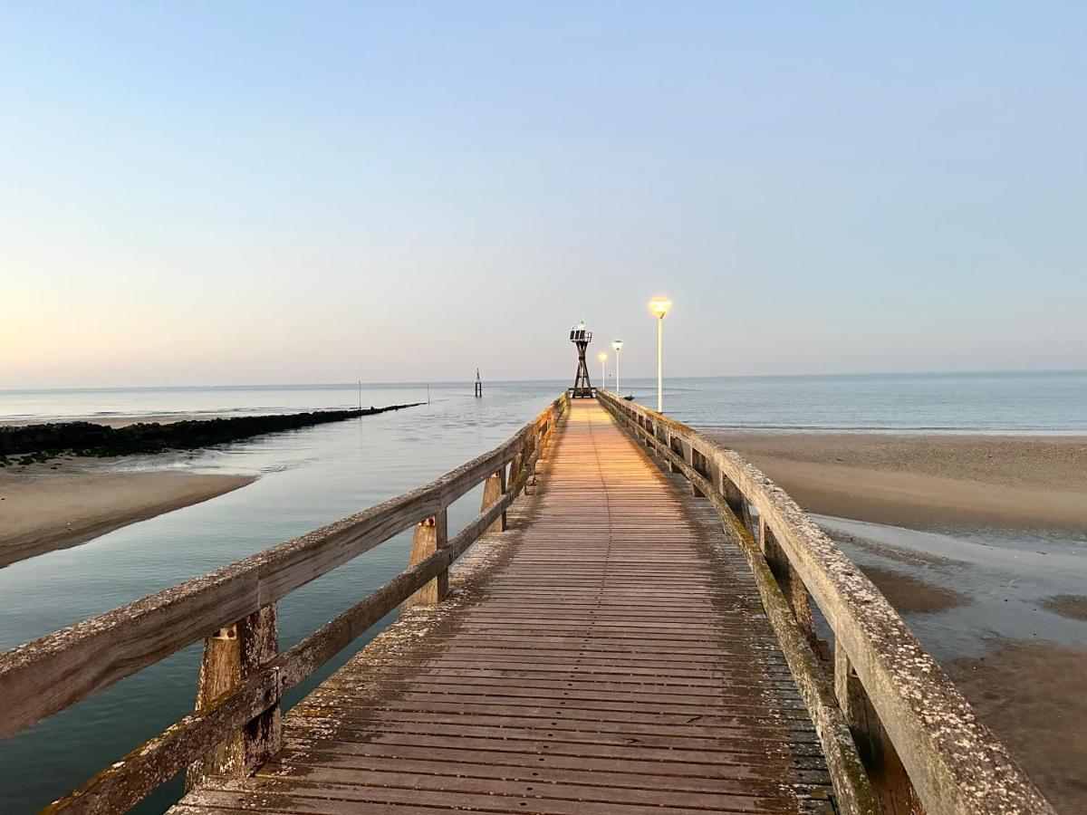 La Plage - Appartement Vue Mer Courseulles-sur-Mer Kültér fotó